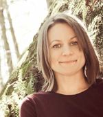 Анжела Хэнском - педиатр, терапевт, основатель центра TimberNook на восточном побережье США, занимающегося продвижением развития в контакте с природой